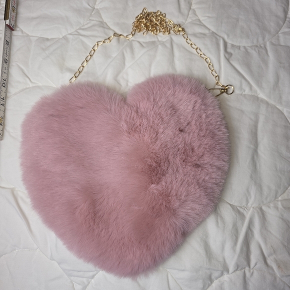 Heart shaped plush bag‎ - Picture 5 of 8